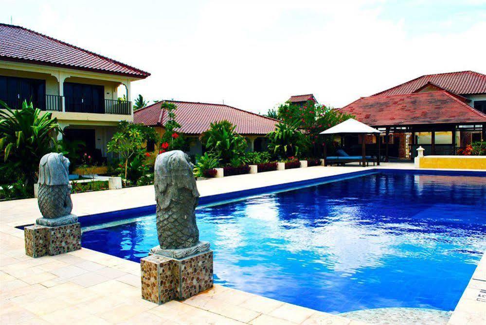 Lombok Beach Villa Mangsit Buitenkant foto