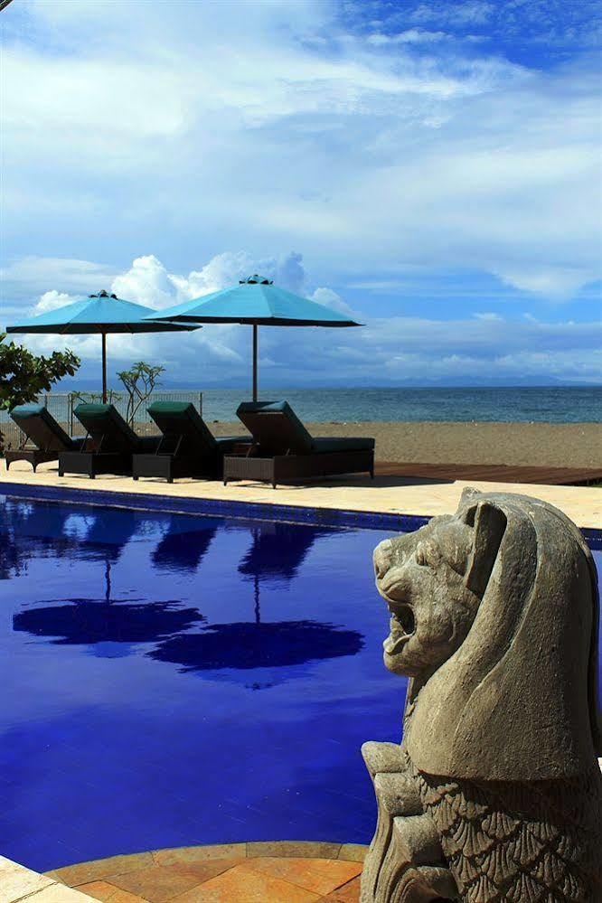 Lombok Beach Villa Mangsit Buitenkant foto