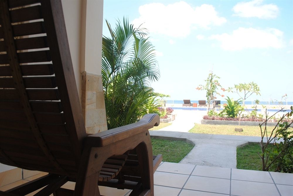 Lombok Beach Villa Mangsit Buitenkant foto